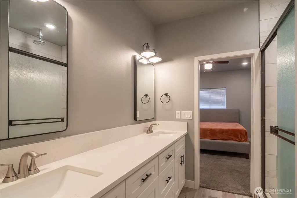 352 E Davis Street Connell WA 99326