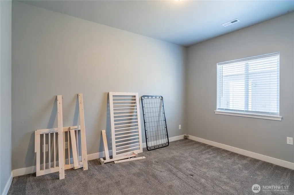 352 E Davis Street Connell WA 99326