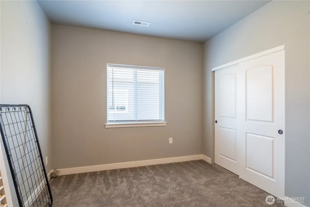 352 E Davis Street Connell WA 99326