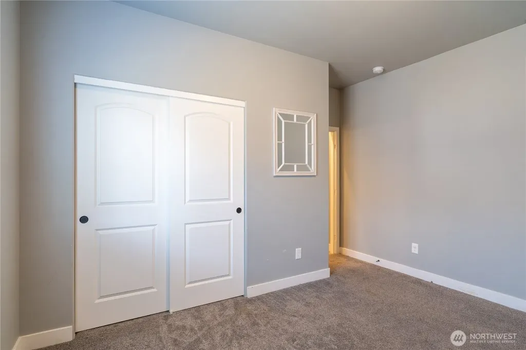 352 E Davis Street Connell WA 99326