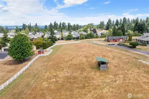 1 9th Avenue SW Puyallup WA 98371