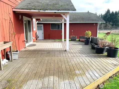 1020 S Fruitland Puyallup WA 98371