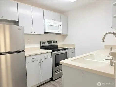 11002 SE Petrovitsky Road Renton WA 98055