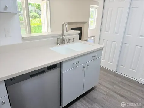 11002 SE Petrovitsky Road Renton WA 98055