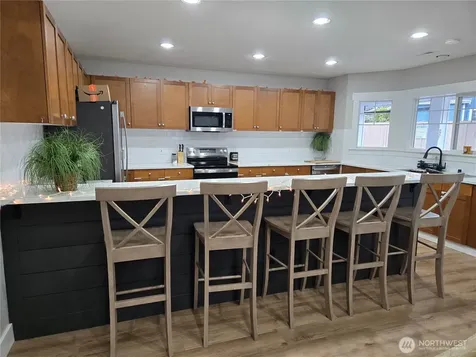 15150 140th Way SE Renton WA 98058