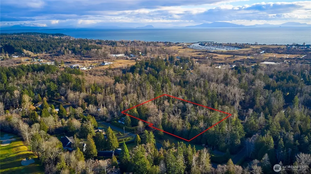 230 Iris Boulevard Point Roberts WA 98281