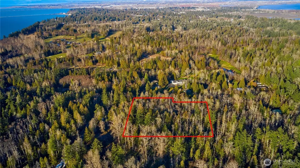 230 Iris Boulevard Point Roberts WA 98281