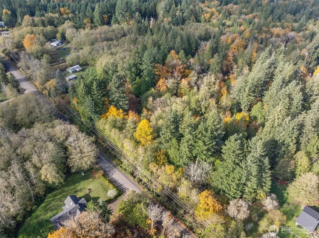 5787 E Collins Road Port Orchard WA 98366