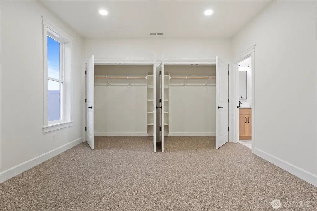 7838 NE Blue Jay Drive Moses Lake WA 98837