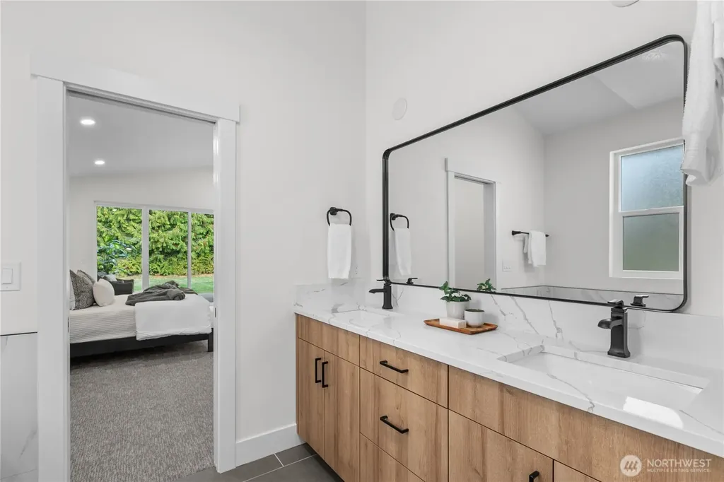 6917 Red Ridge Drive Lynden WA 98264