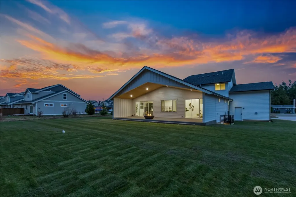 6917 Red Ridge Drive Lynden WA 98264