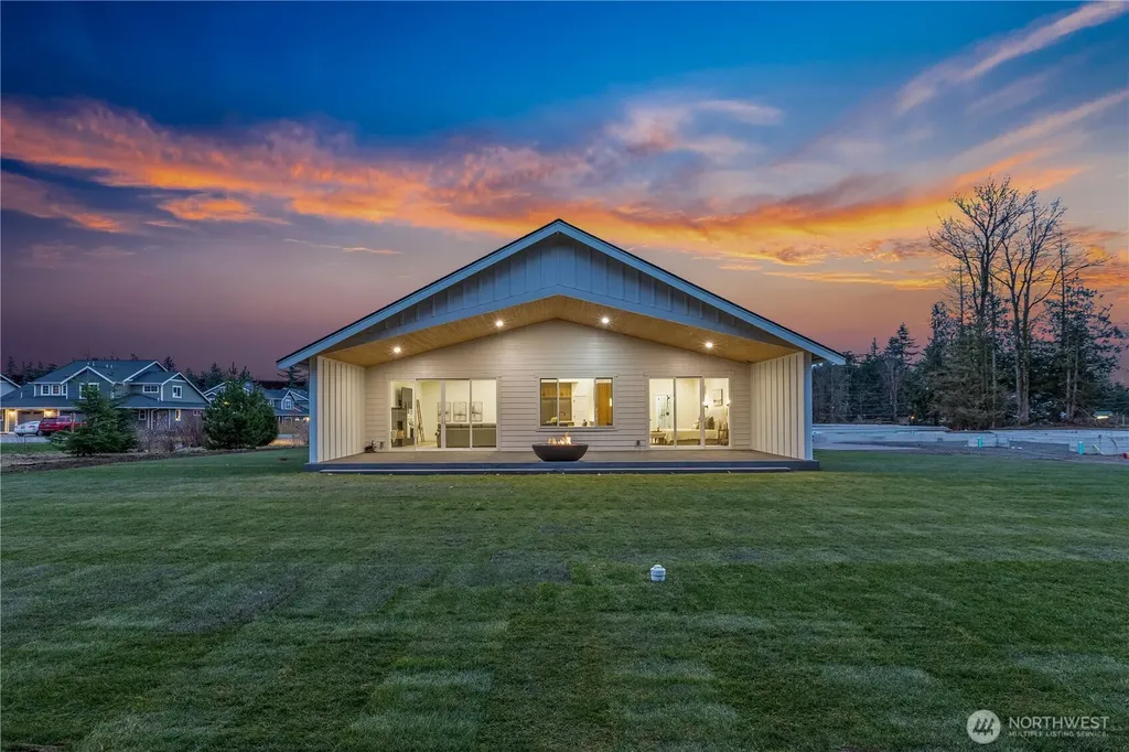 6917 Red Ridge Drive Lynden WA 98264