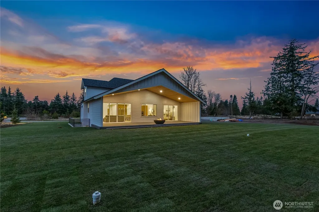 6917 Red Ridge Drive Lynden WA 98264