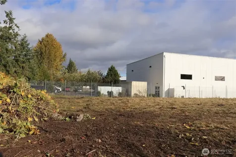 23809 West Valley Hwy S Kent WA 98032