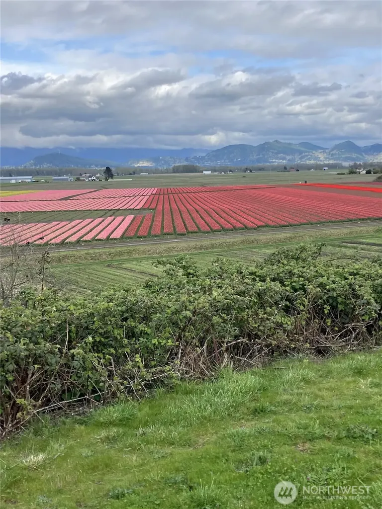 18122 Best Road Mount Vernon WA 98273