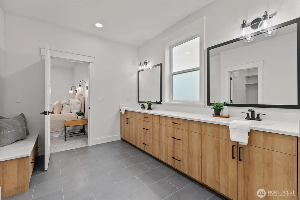 1095 Terrace Drive Lynden WA 98264