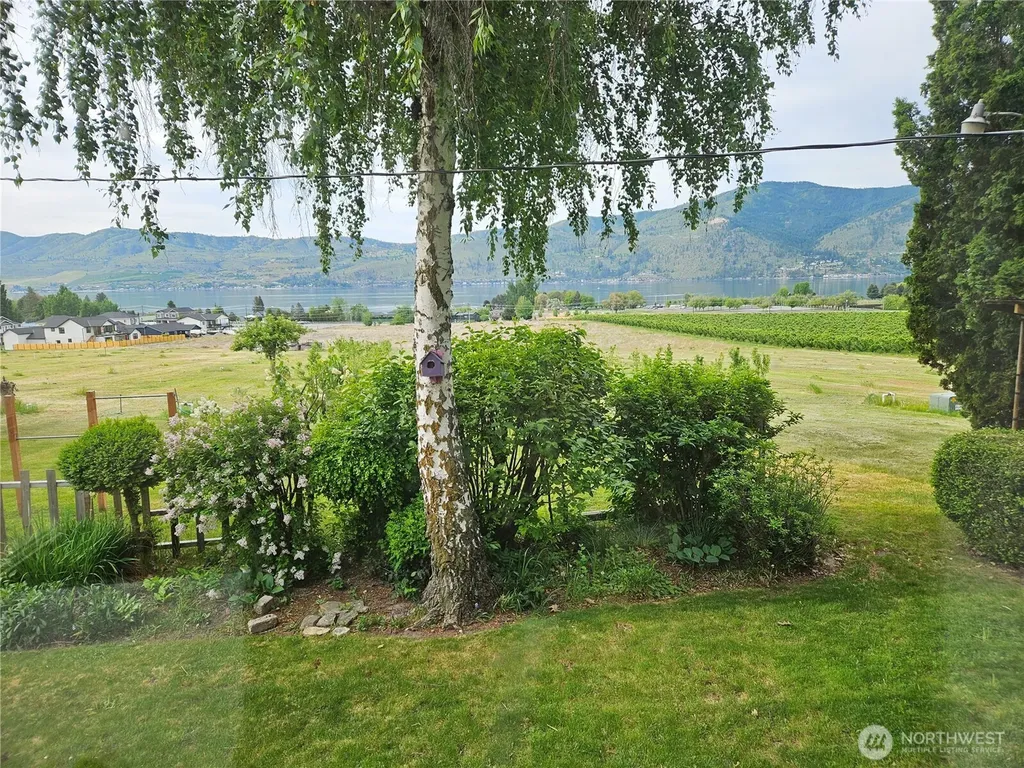 1555 Swartout Road Manson WA 98831