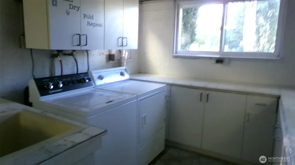 1555 Swartout Road Manson WA 98831