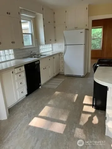 1555 Swartout Road Manson WA 98831