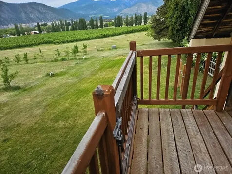 1555 Swartout Road Manson WA 98831
