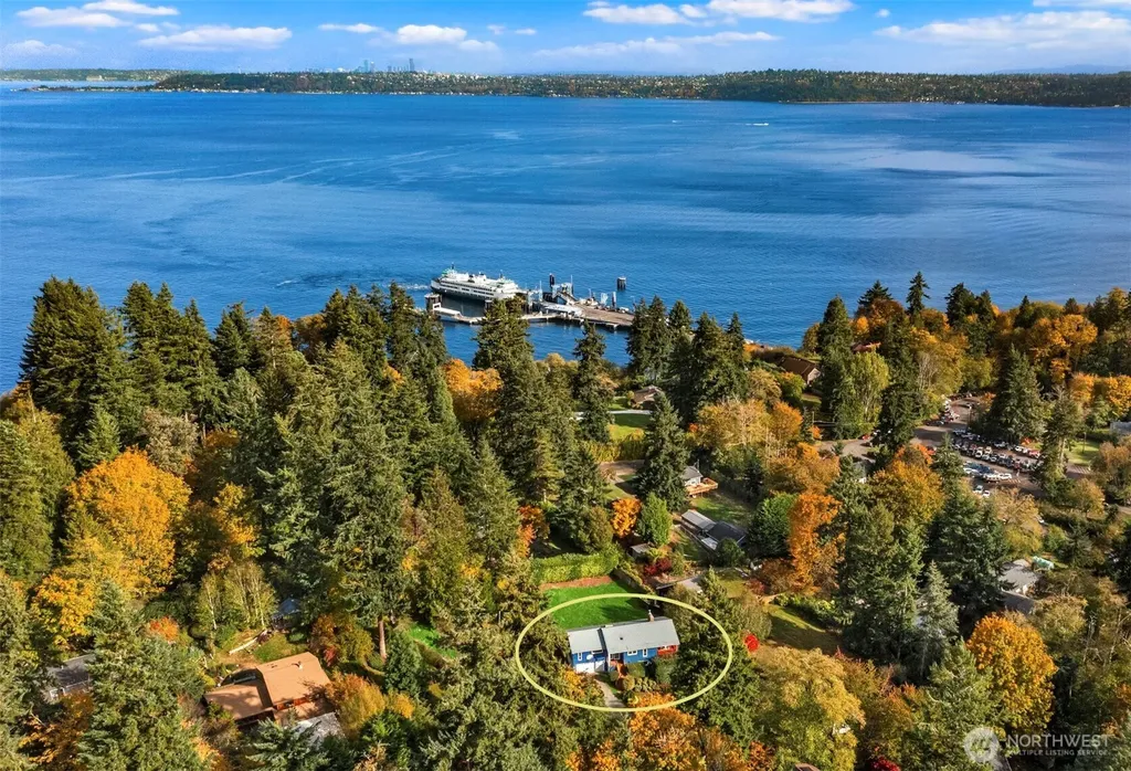10514 SW 110th Street Vashon WA 98070