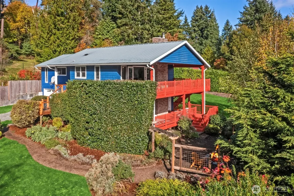 10514 SW 110th Street Vashon WA 98070