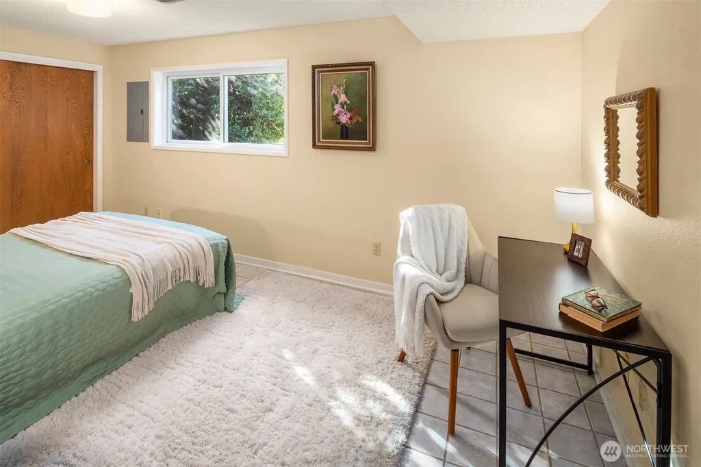 10514 SW 110th Street Vashon WA 98070