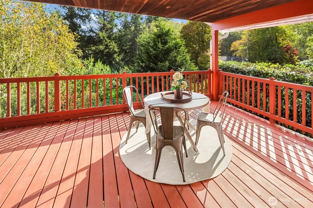 10514 SW 110th Street Vashon WA 98070