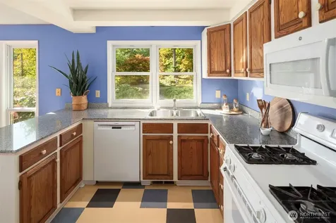 10514 SW 110th Street Vashon WA 98070
