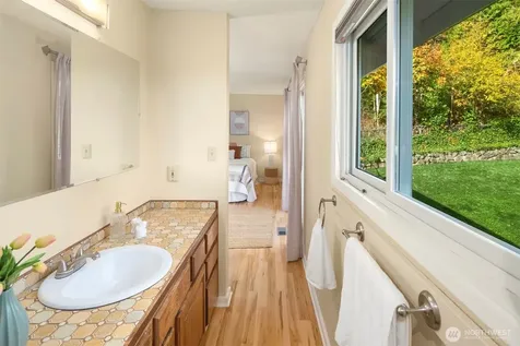 10514 SW 110th Street Vashon WA 98070