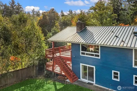 10514 SW 110th Street Vashon WA 98070