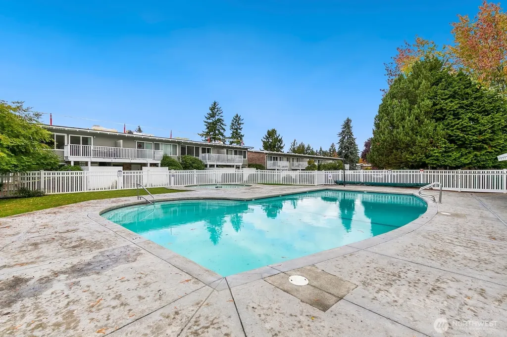 5722 122nd Place SE Bellevue WA 98006