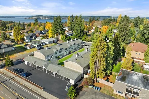 2621 Mountain View Avenue W Tacoma WA 98466
