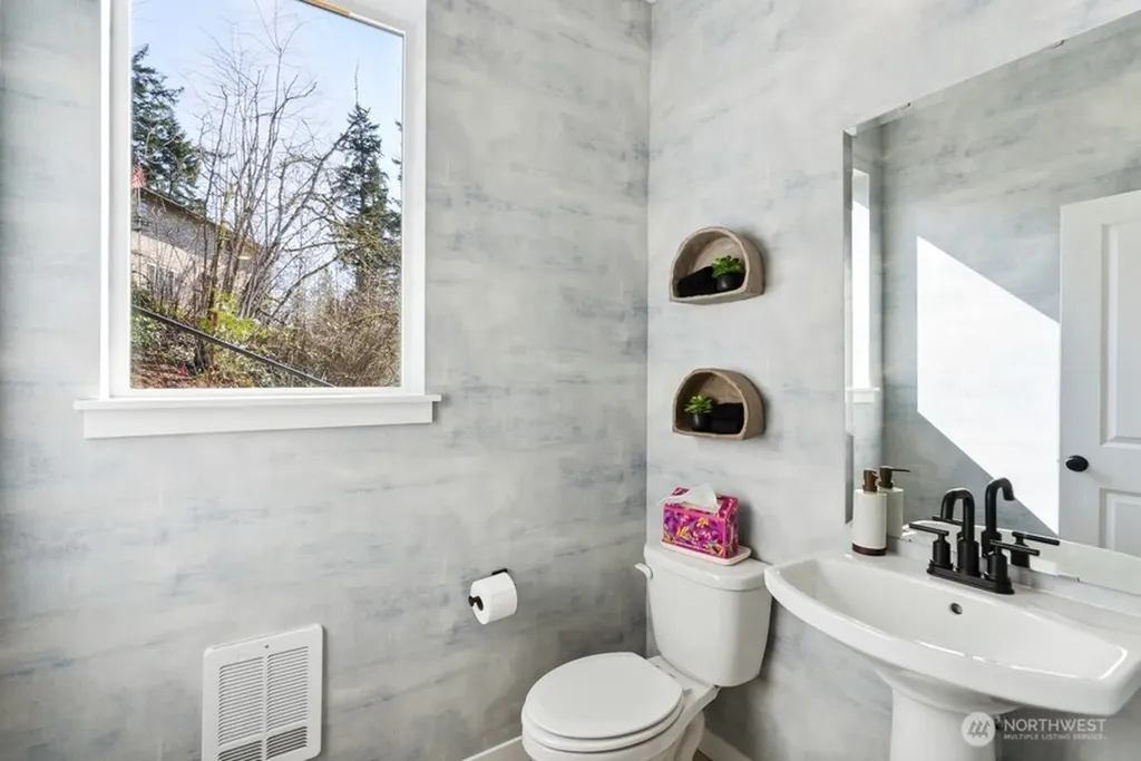 4040 Aberdeen Way NE Renton WA 98056