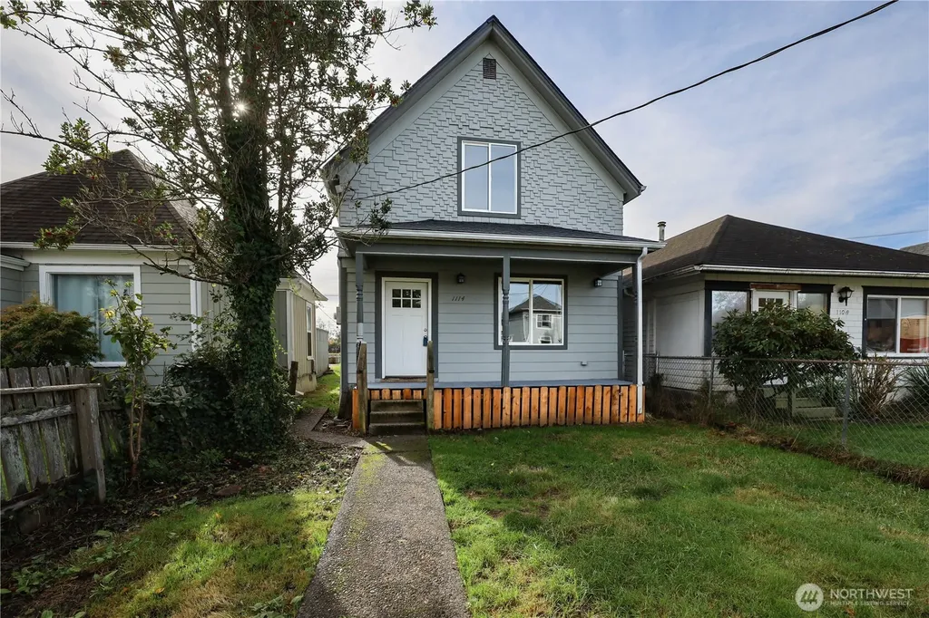 1114 Wheeler Avenue Hoquiam WA 98550