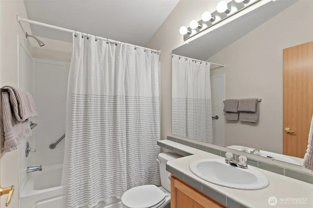 1232 Woods Street Wenatchee WA 98801