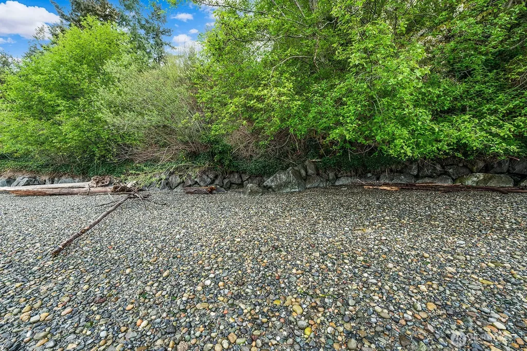 13843 SW 248th Street Vashon WA 98070