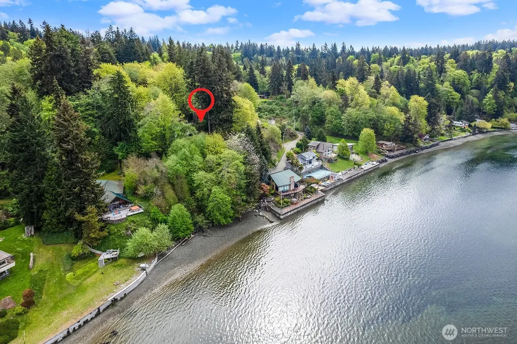 13843 SW 248th Street Vashon WA 98070