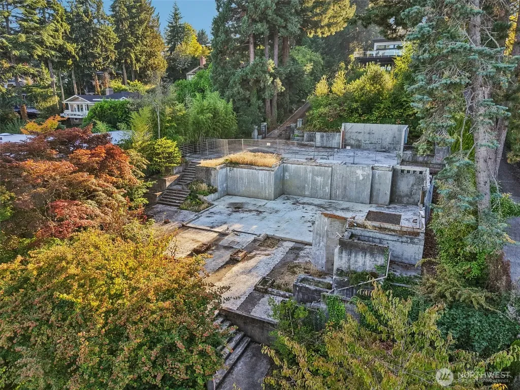 7220 N Mercer Way Mercer Island WA 98040