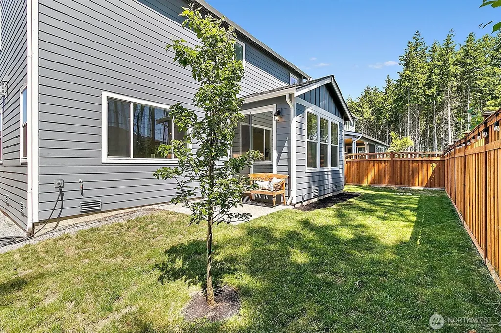 18740 130th Street E Bonney Lake WA 98391