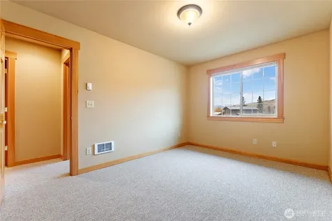 300 Cascadian Court Winthrop WA 98862