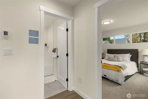 10306 Midvale Avenue N Seattle WA 98133