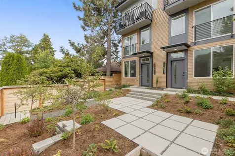 10306 Midvale Avenue N Seattle WA 98133