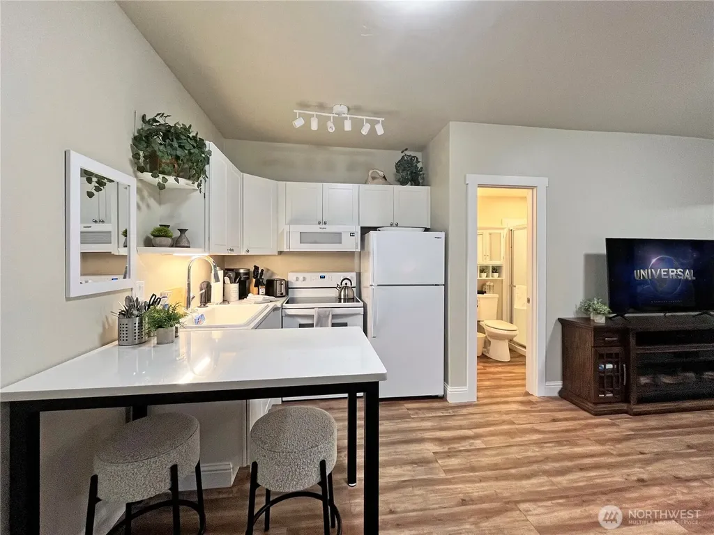 250 Tucker Avenue Friday Harbor WA 98250