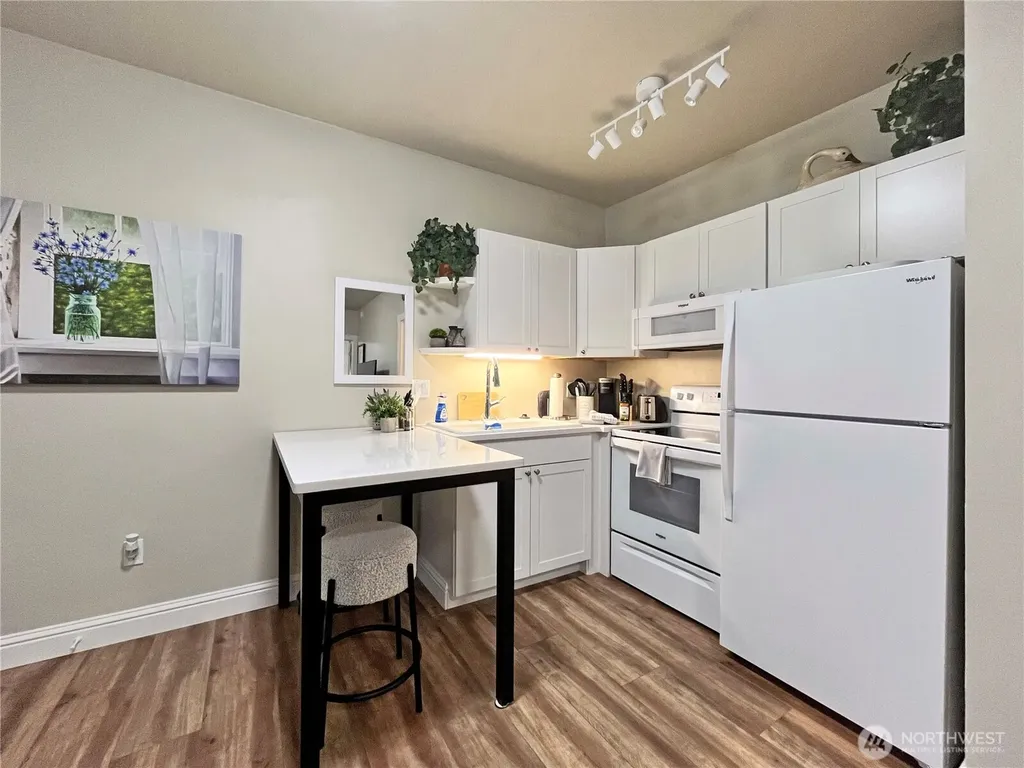 250 Tucker Avenue Friday Harbor WA 98250