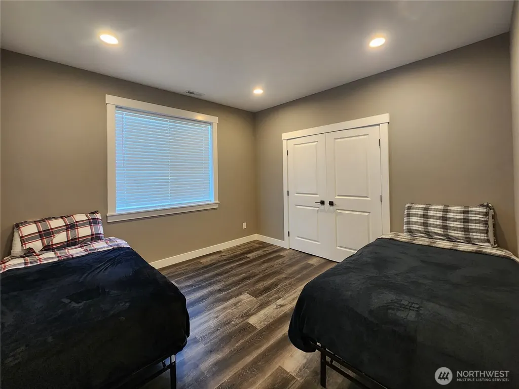 332 Cockle Street SW Ocean Shores WA 98569