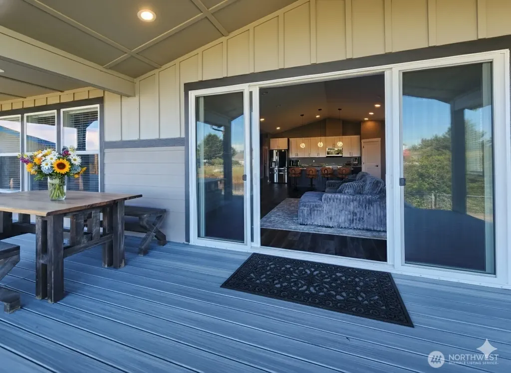 332 Cockle Street SW Ocean Shores WA 98569