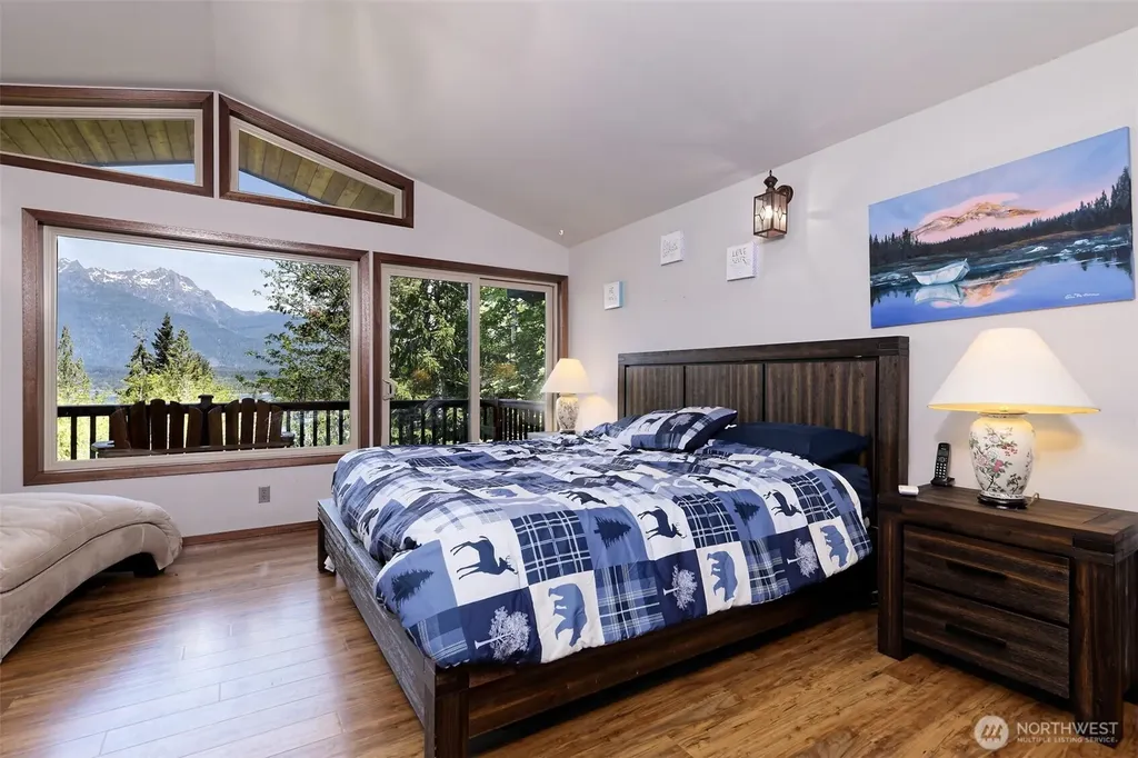 5791 N Lake Cushman Road Hoodsport WA 98548