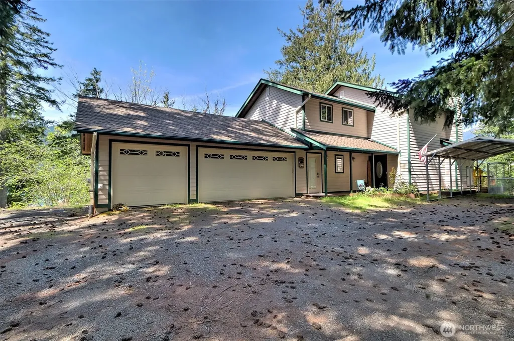 5791 N Lake Cushman Road Hoodsport WA 98548