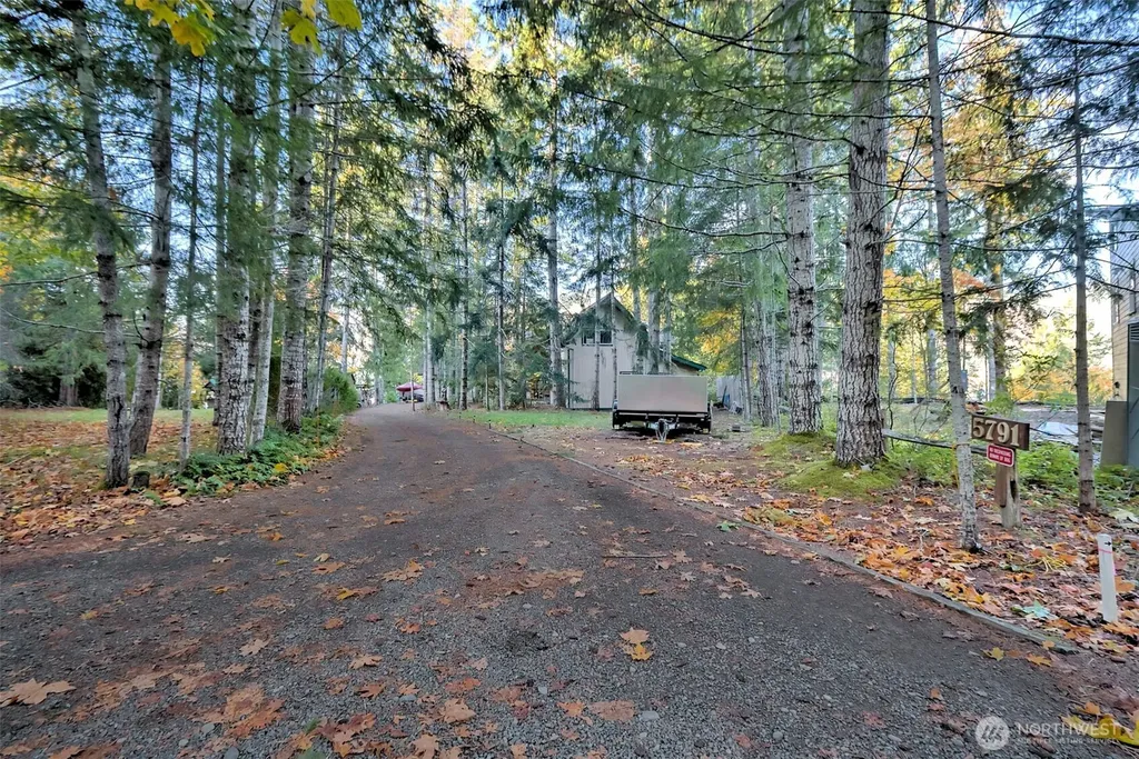5791 N Lake Cushman Road Hoodsport WA 98548